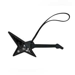 Hermès all-black guitar charm! Tadelakt, swift and alligator.